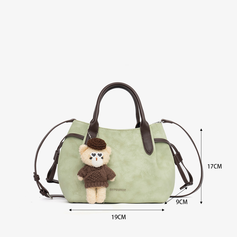 【M051】【新作入荷】優しいモランティグリーンの大人気2WAYバッグ✨