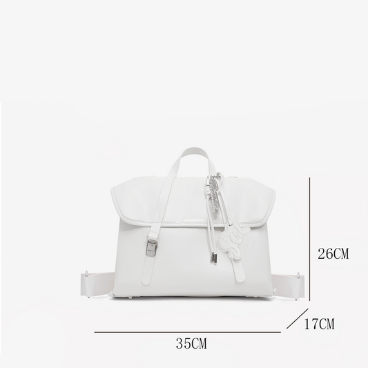 【M002】本革!夏にピッタリアイボリー大容量リュックサック